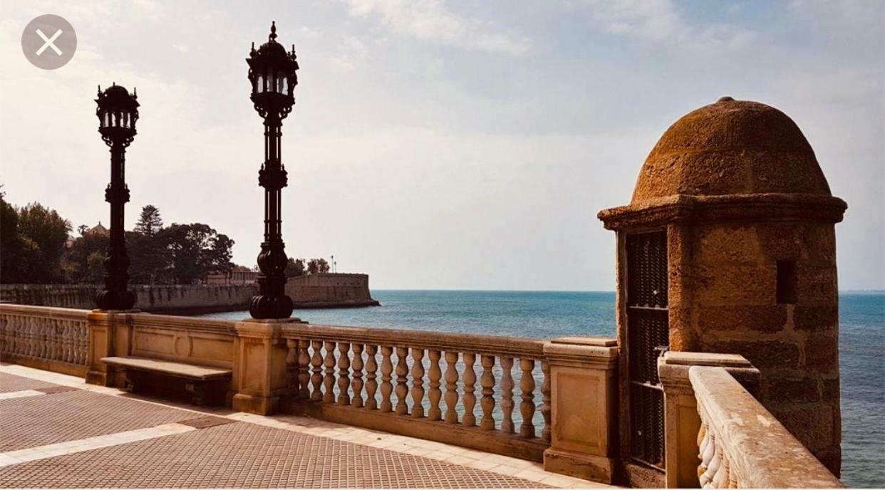 La Casa De Adolfo Apartment Cadiz Ngoại thất bức ảnh